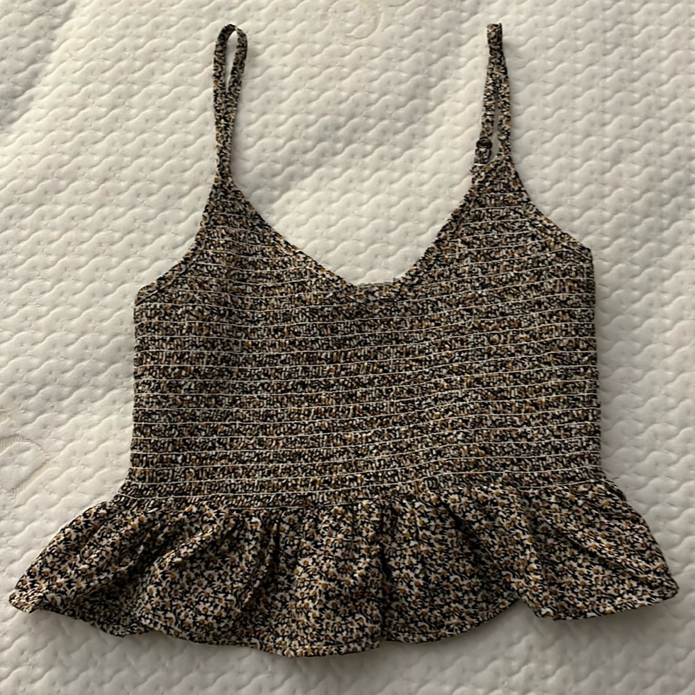 Sky & Sparrow ruffled tank